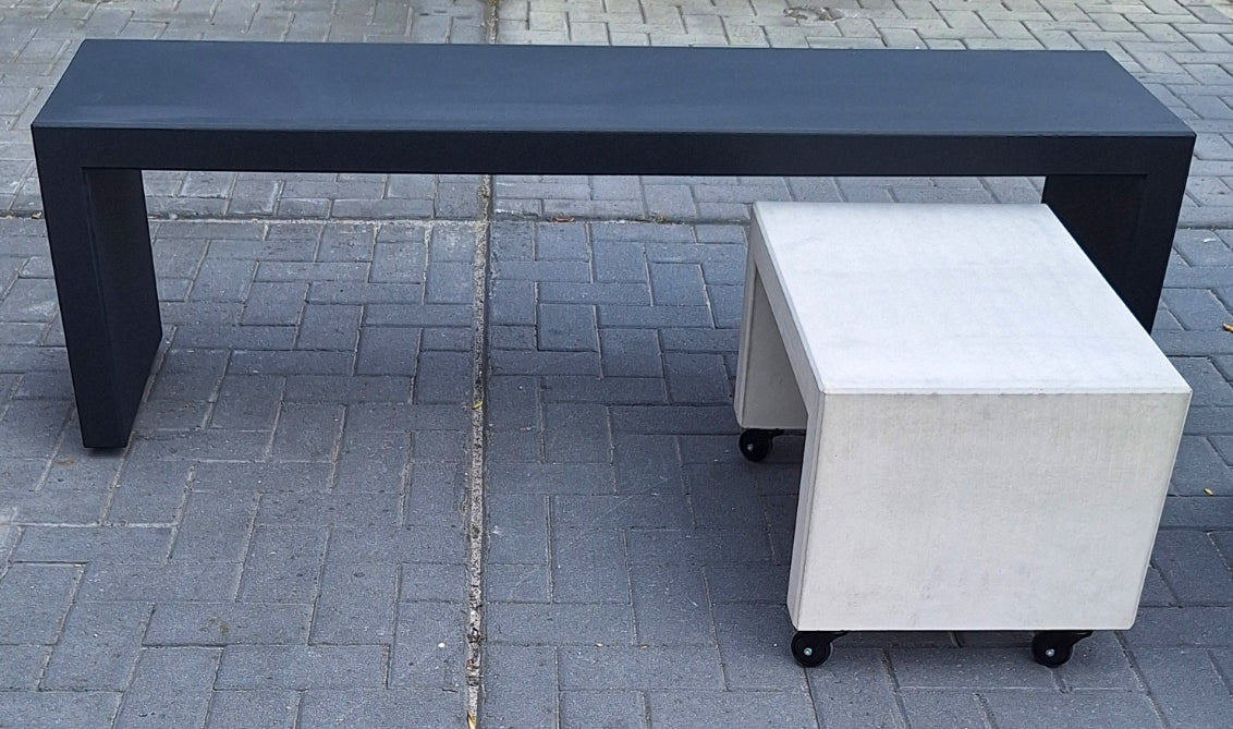 Betonnen Bijzettafel / Zit-element