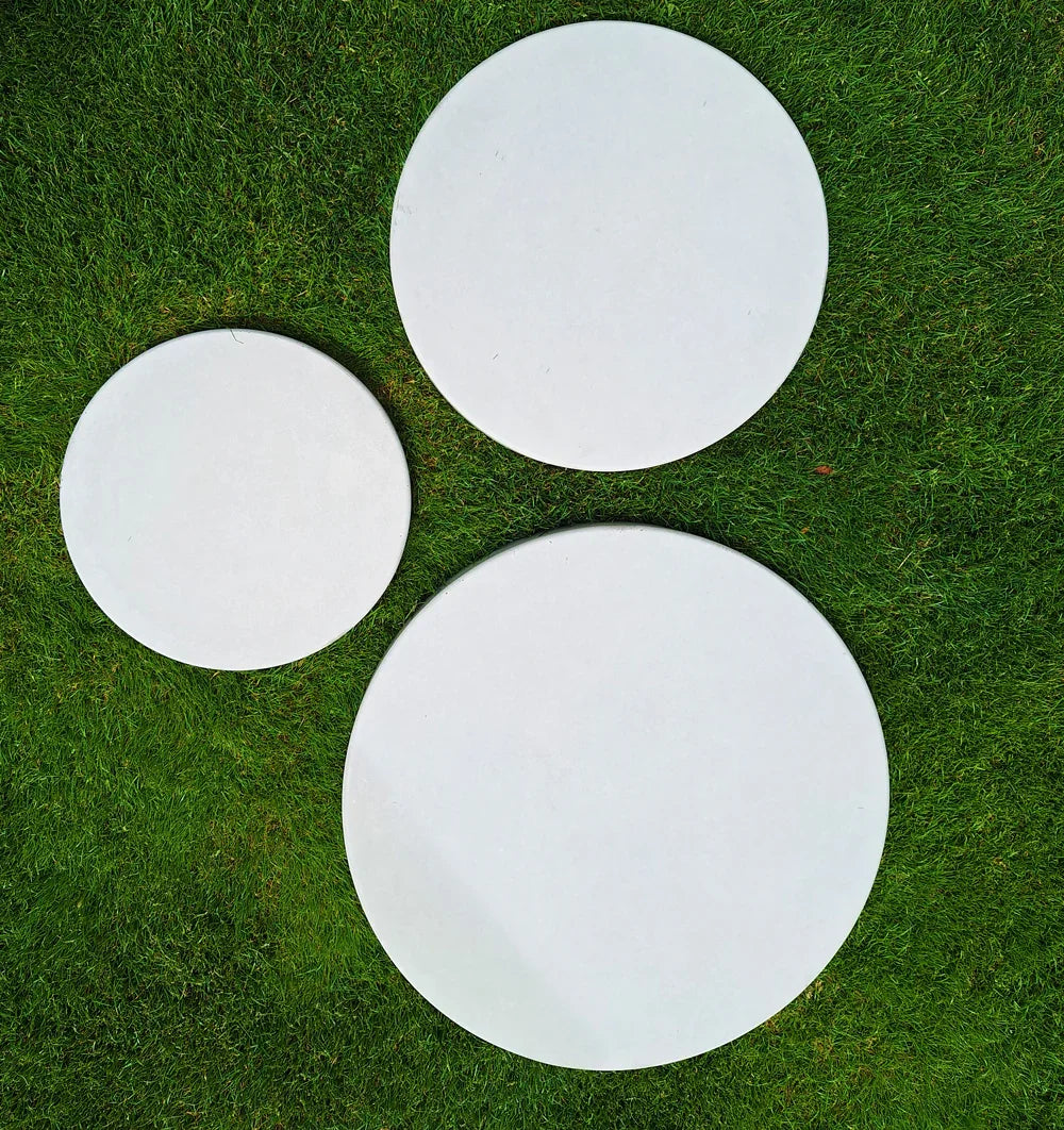 Betonnen Stapsteen Rond 35, 45 of 58 cm | Perfect voor Elk Tuinpad - Betonfabriek.nl